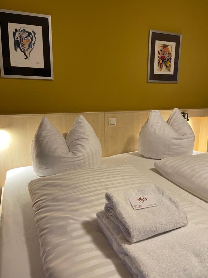 Hotel Select Monchengladbach Bagian luar foto