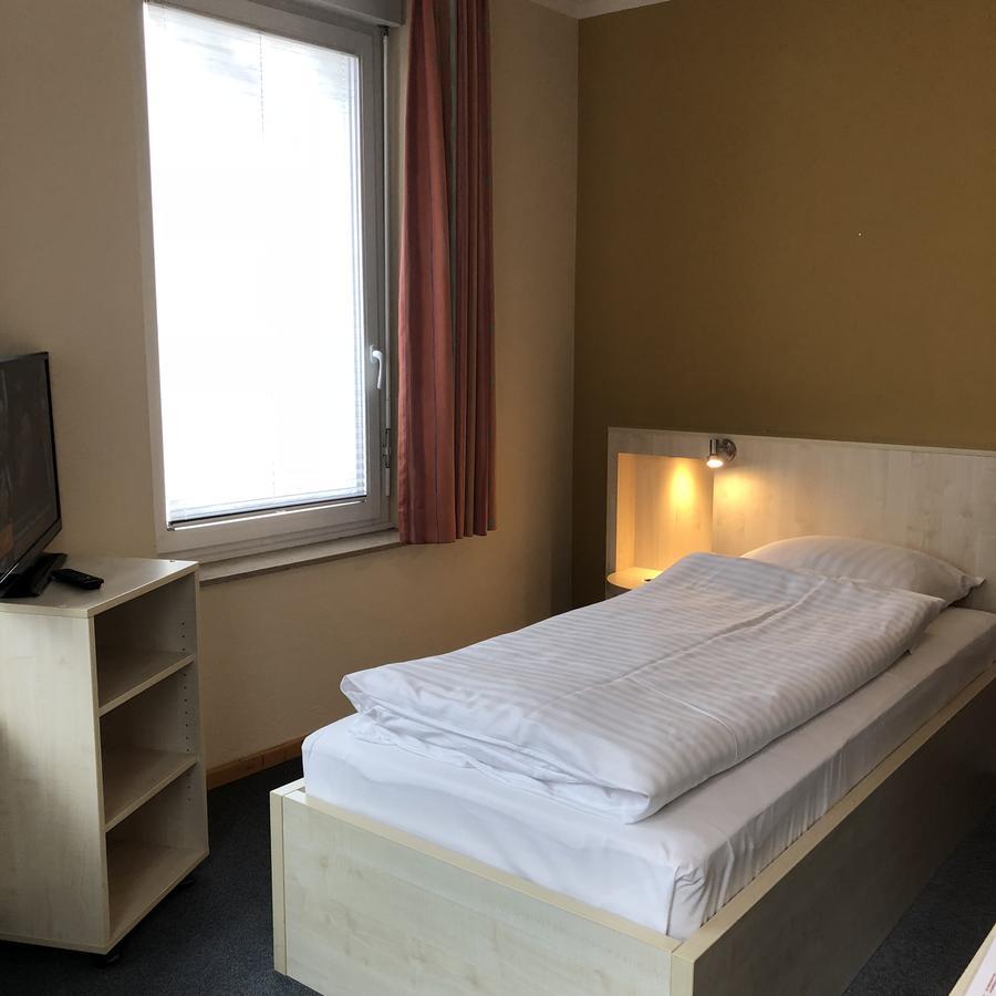 Hotel Select Monchengladbach Bagian luar foto