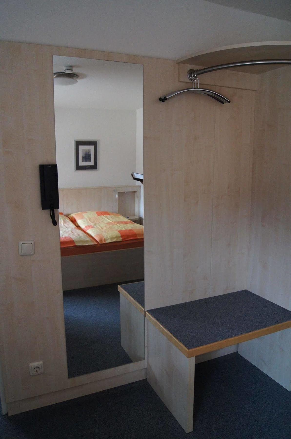 Hotel Select Monchengladbach Bagian luar foto